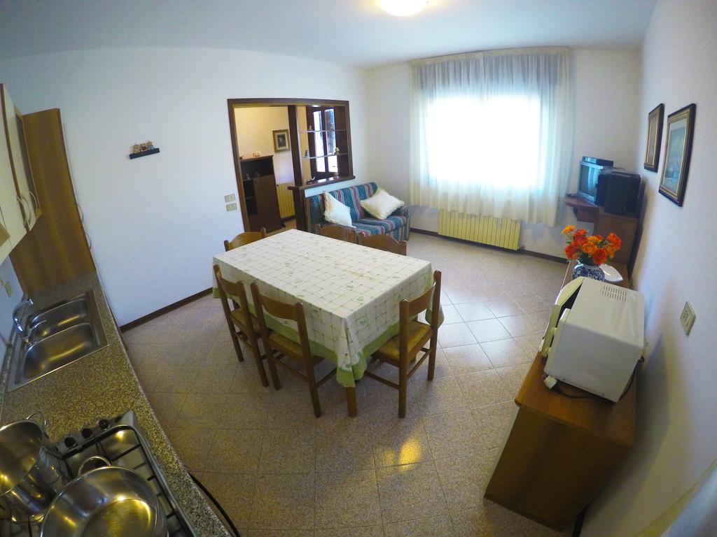 Caorle Economy Apartments Zimmer foto